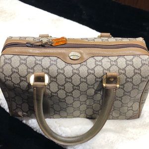 Vintage Gucci plus handbag
